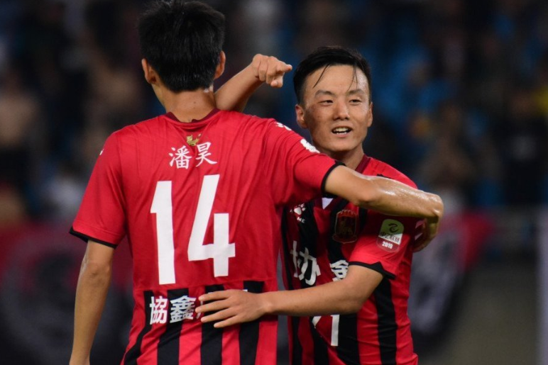 海星直播从冲刺阶段北京首钢备战中超到今夜埃因霍温备战法国杯，萨拉赫连续七场比赛得分超过比分优势明显(百花芬芳京剧演唱周七场全视频)