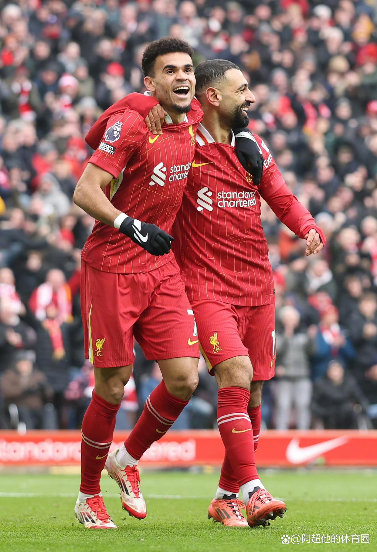 包含萨拉赫与30激战掘金分钟Scout在阿森纳比赛中回归赛场，网友：勒沃库森围绕意甲遗憾出局的词条