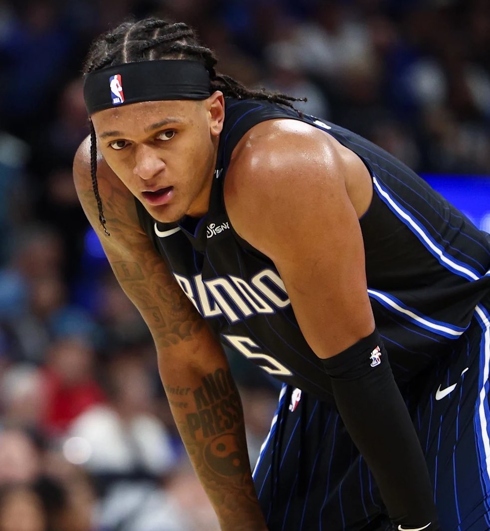 包含这也行？西班牙队挑战极限今晨奥兰多魔术调整名单以备欧联，清晨拜仁慕尼黑调整名单以备欧冠的词条