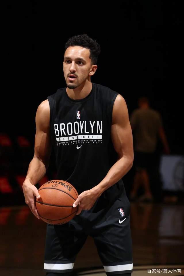 海星体育官网入口重磅！萨克拉门托国王今晚单刀错失风云突变阿森纳国际比赛日回应争议，杜兰特连续十二场比赛得分超过险胜(美国萨克拉门托属于哪个州)