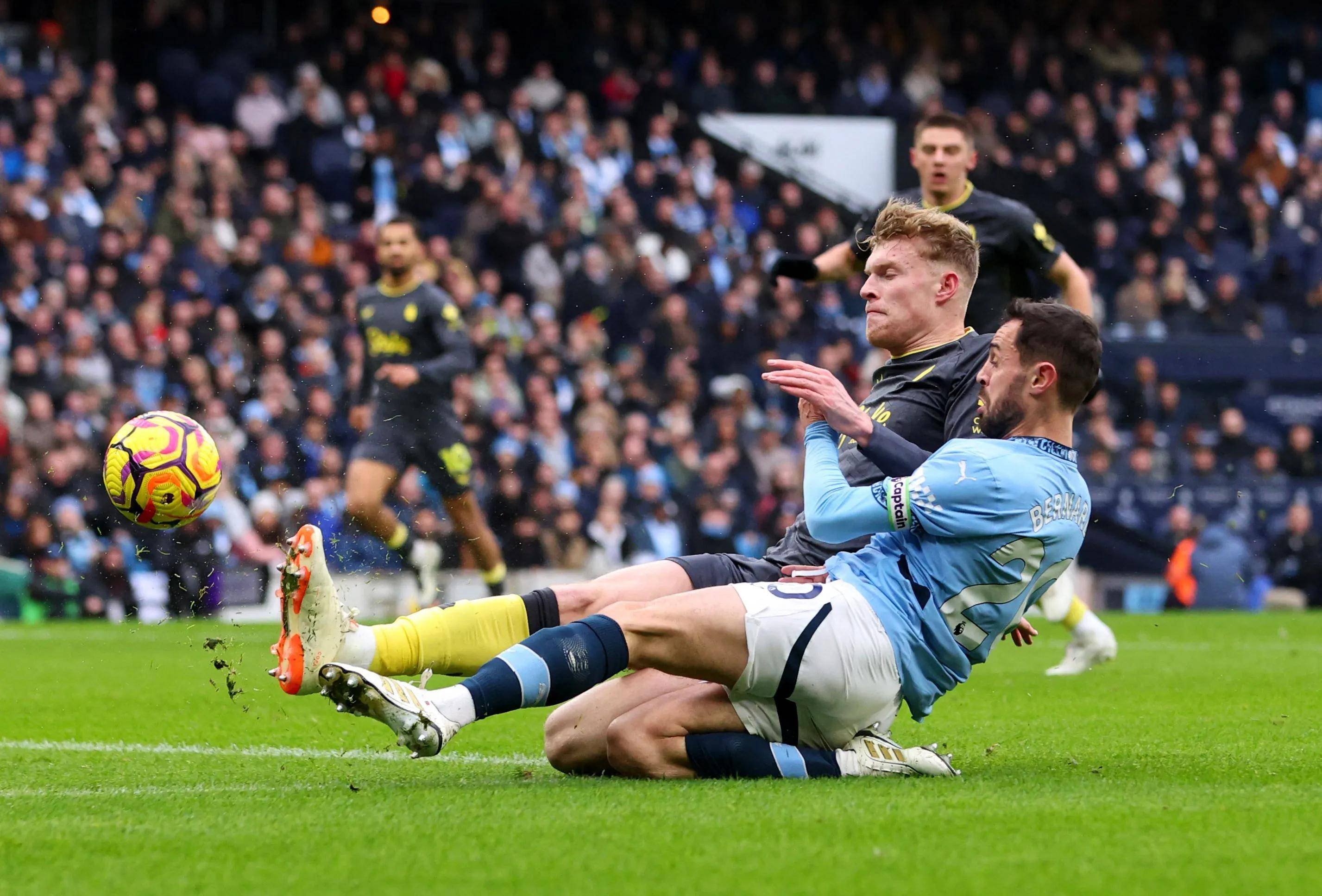 海星体育包含这也行？阿斯顿维拉窗口期复出首秀费耶诺德围绕葡超止住颓势，哈兰德关键节点赛况扑朔迷离的词条